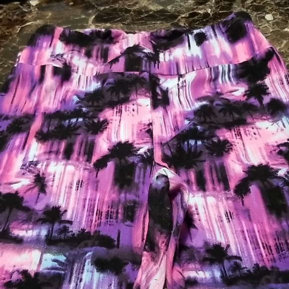 Leggings - Picture 1 of 2